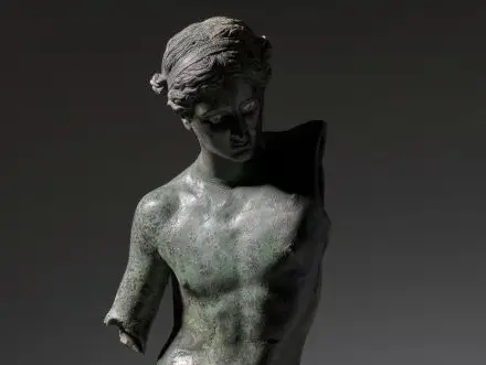 Greece and Japan: A Surprising Artistic Kinship