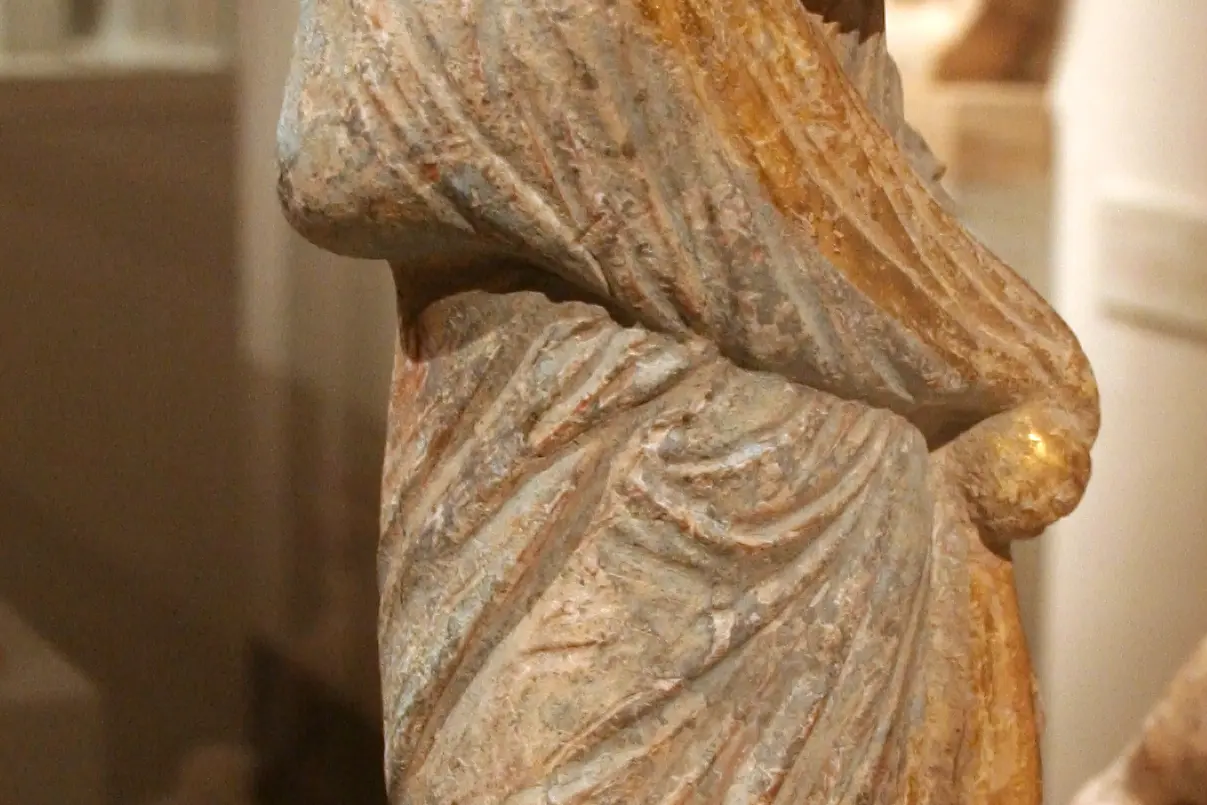 Wealthy 'Middle-class' Women: So-called Tanagra Figurine