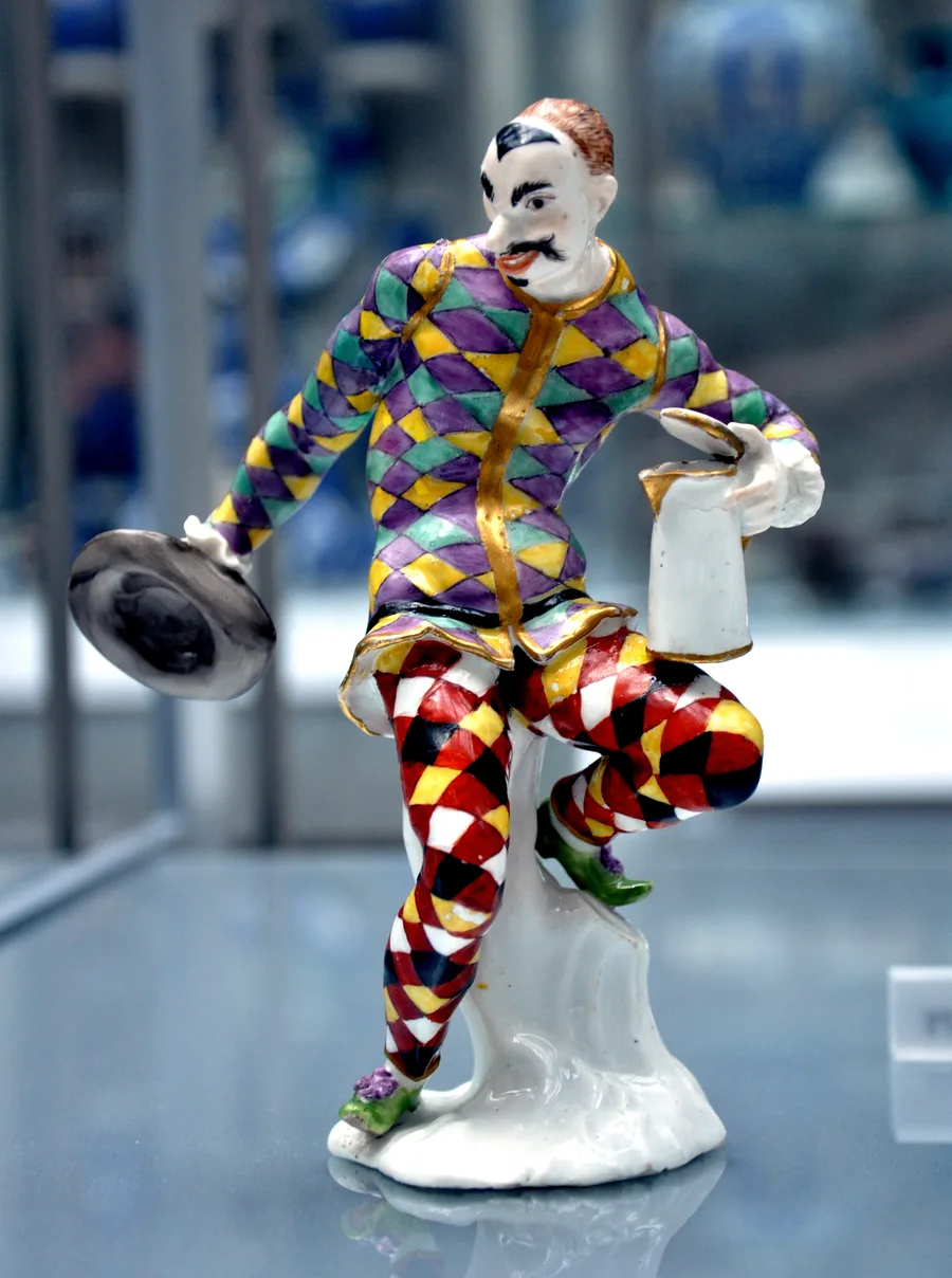 Meissen Harlequin VA C11-1984