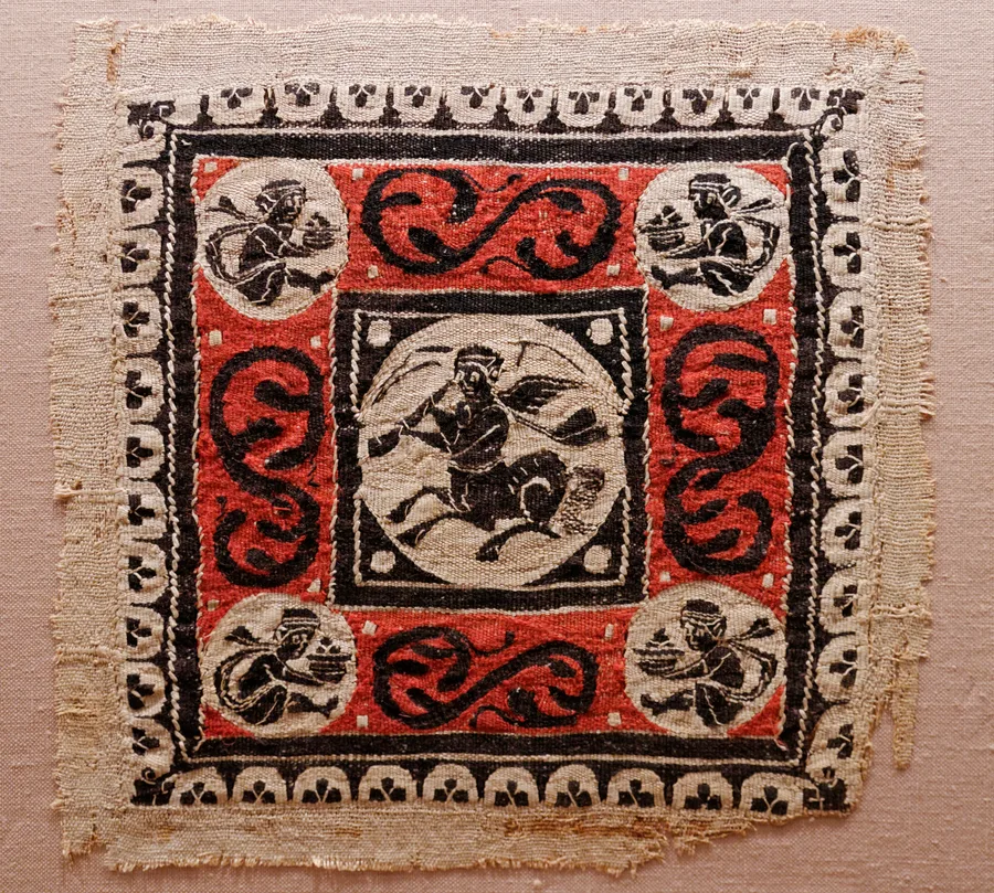 Coptic tapestry MBA Rennes D.08.5.78.4